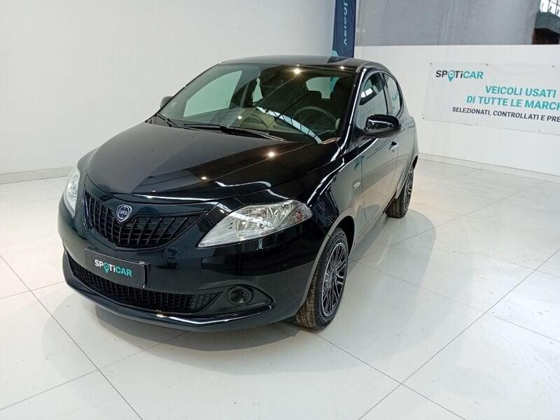 Lancia Ypsilon 1.0 FireFly 5 porte S&S Hybrid Silver Plus