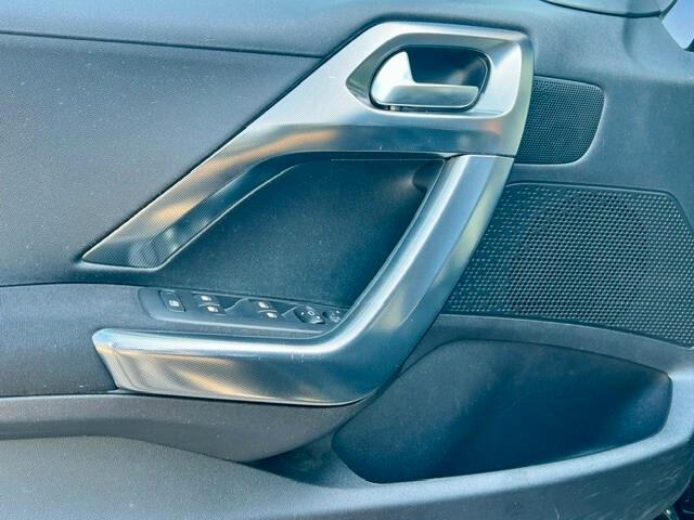 Peugeot 2008 1.6 BlueHDi 120 cv diesel - 2016