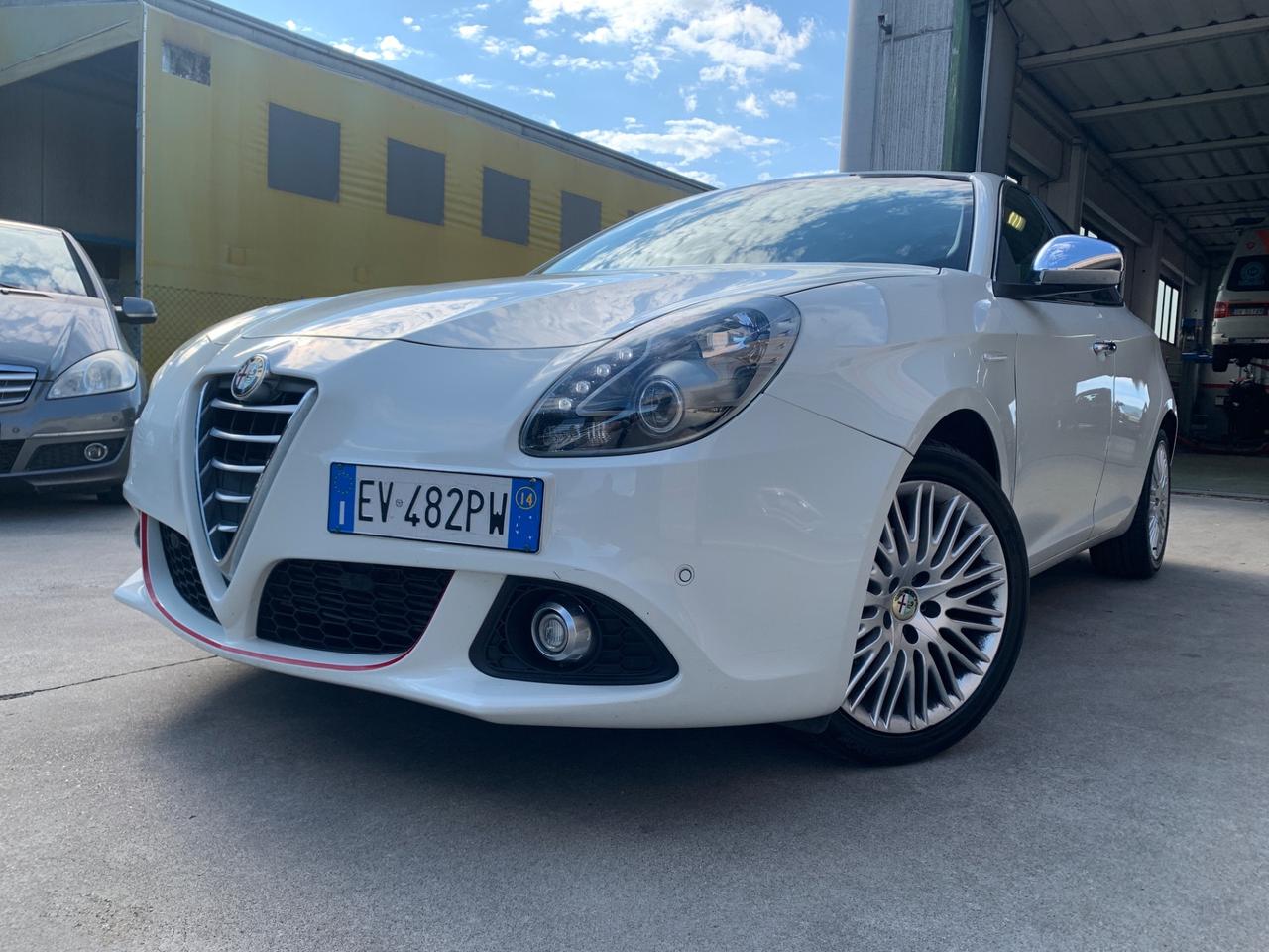 Alfa Romeo Giulietta 1.6 JTDm-2 105 CV Exclusive