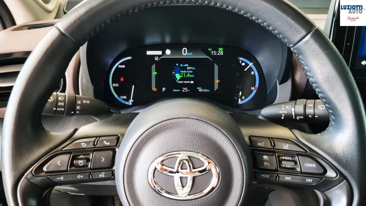 Toyota Yaris Cross 1.5 HYBRID 4WD LOUNGE