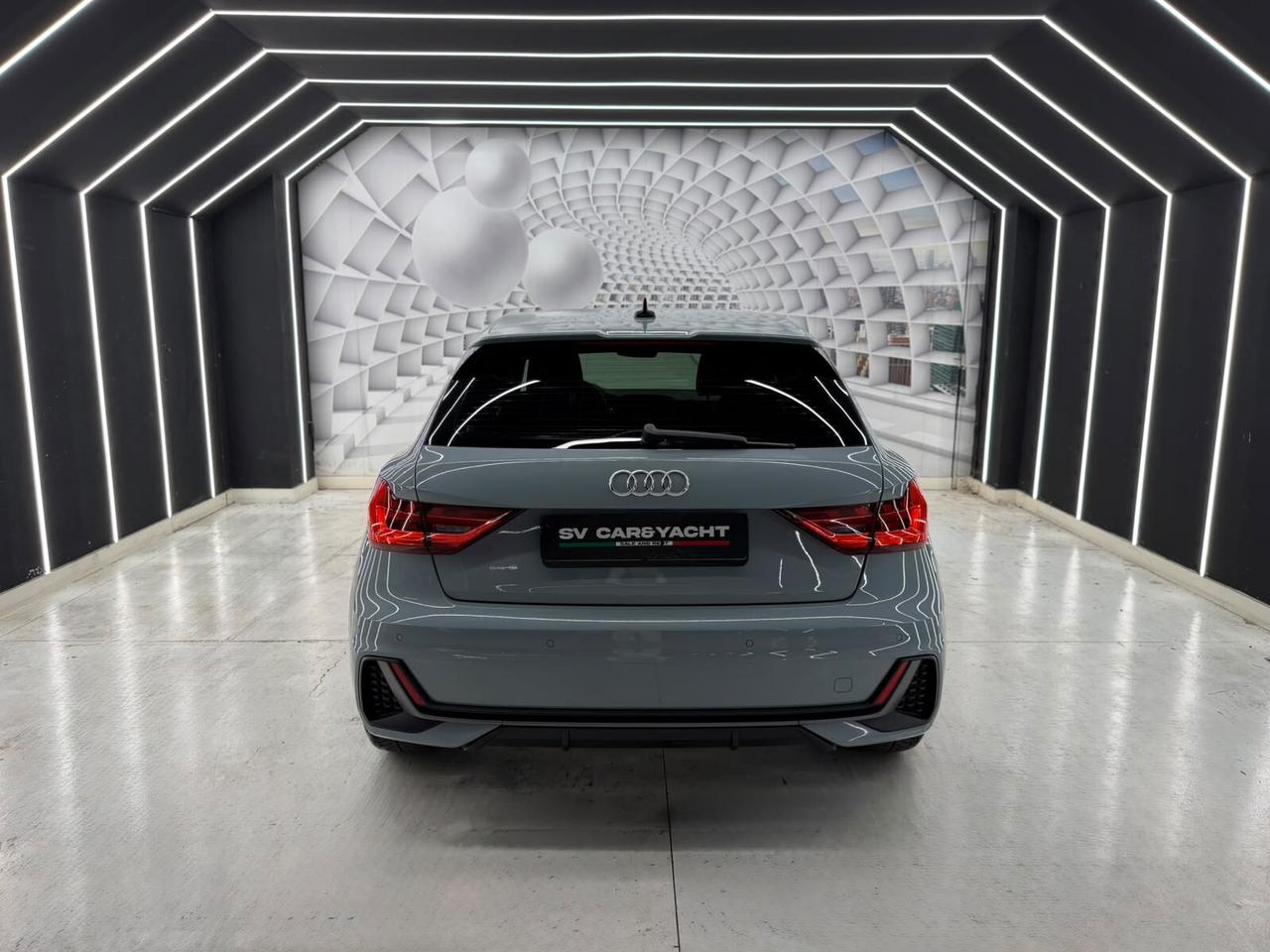 Audi A1 3XS LINE-S TRONIC-110CV-NEOPATENTATI-AUTOMATICA-KM CERTIFICATI-12MESI GARANZIA-PERMUTE