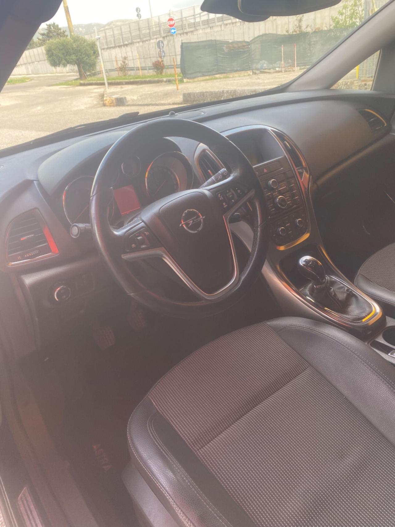Opel Astra 1.7 CDTI 125CV 5 porte Cosmo
