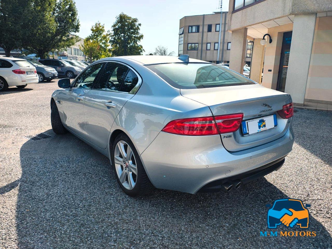 Jaguar XE Berlina XE 2.0d Prestige awd 180cv auto