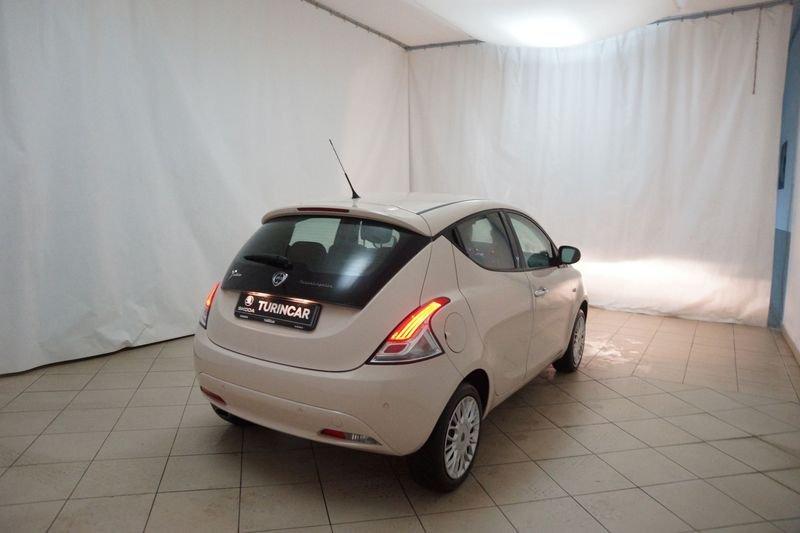 Lancia Ypsilon 1.2 69 CV 5 porte GPL Ecochic Gold