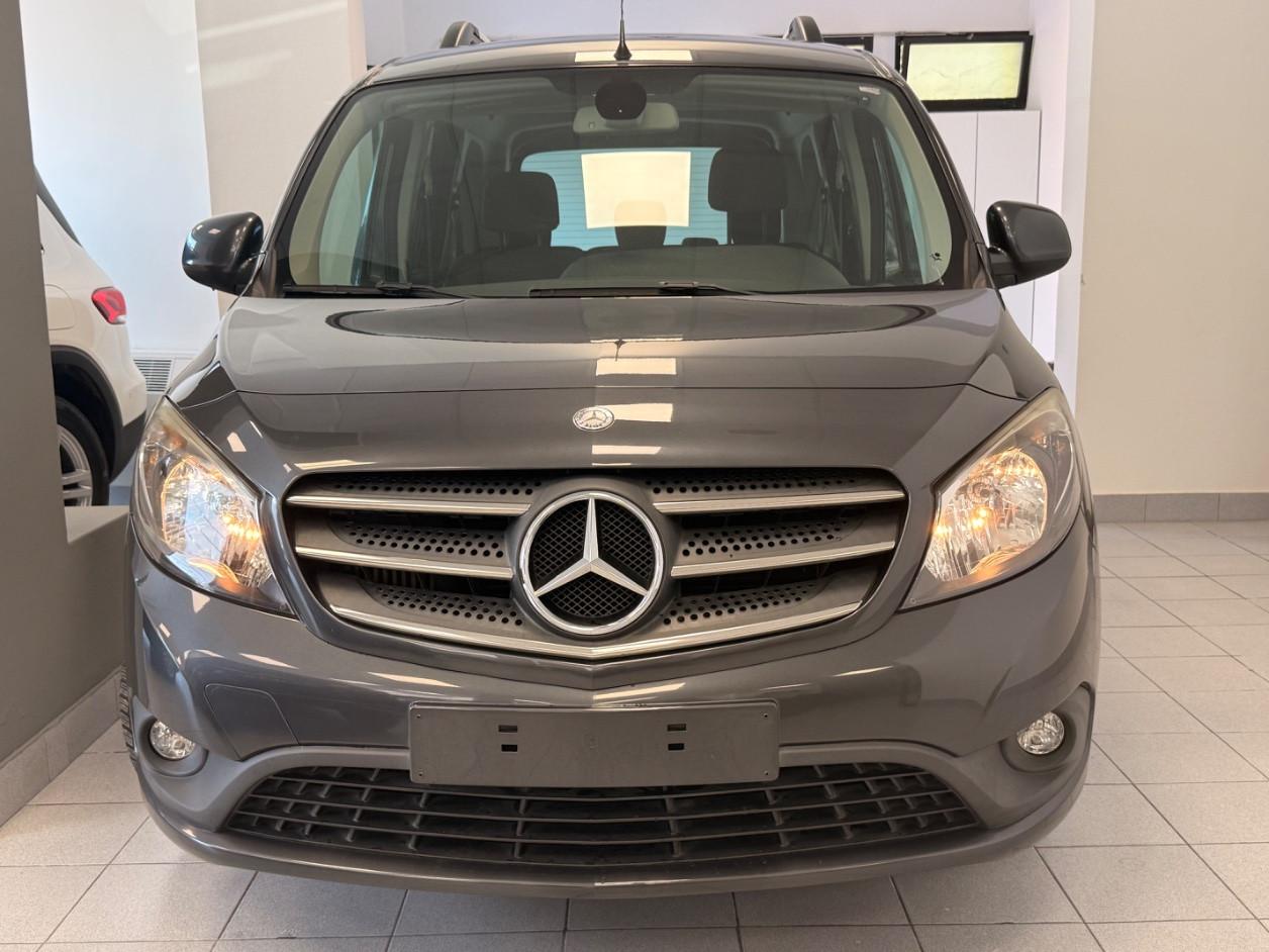 Mercedes-Benz Citan 1.5 DCI 111 CDI TOURER IVA ESPOSTA
