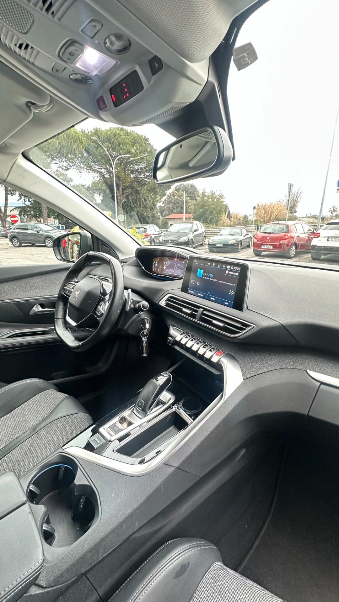 Peugeot 3008 BlueHDi 130 S&S EAT8 Allure