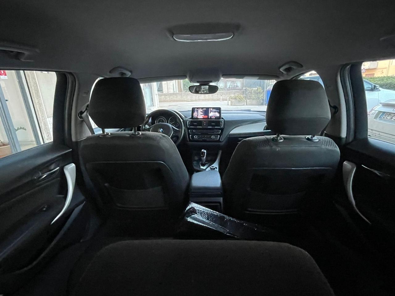 Bmw 118 118d 5p. Advantage
