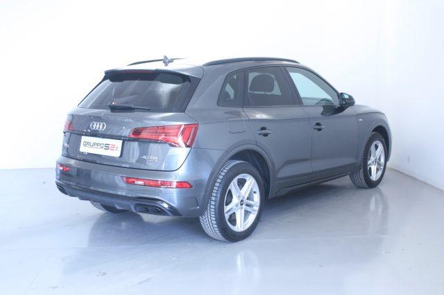 AUDI Q5 40TDI 204 CV quattro Stronic S line Tetto/Black ed