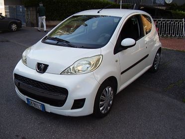 Peugeot 107 1.0 NEOPATENTATI