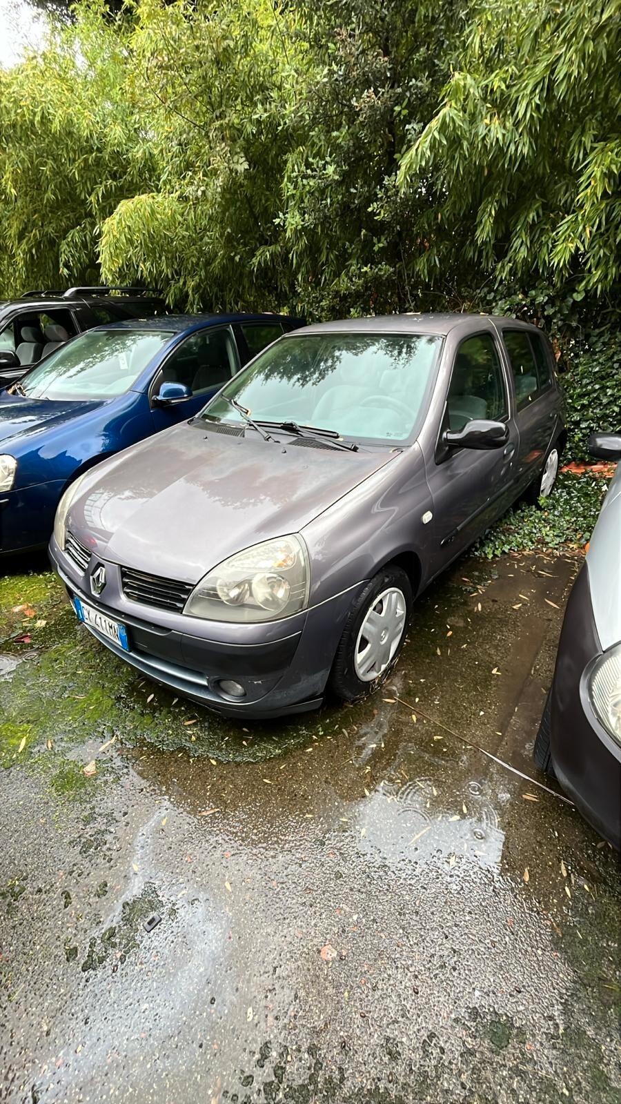 Renault Clio 1.2 5 porte Confort Authentique
