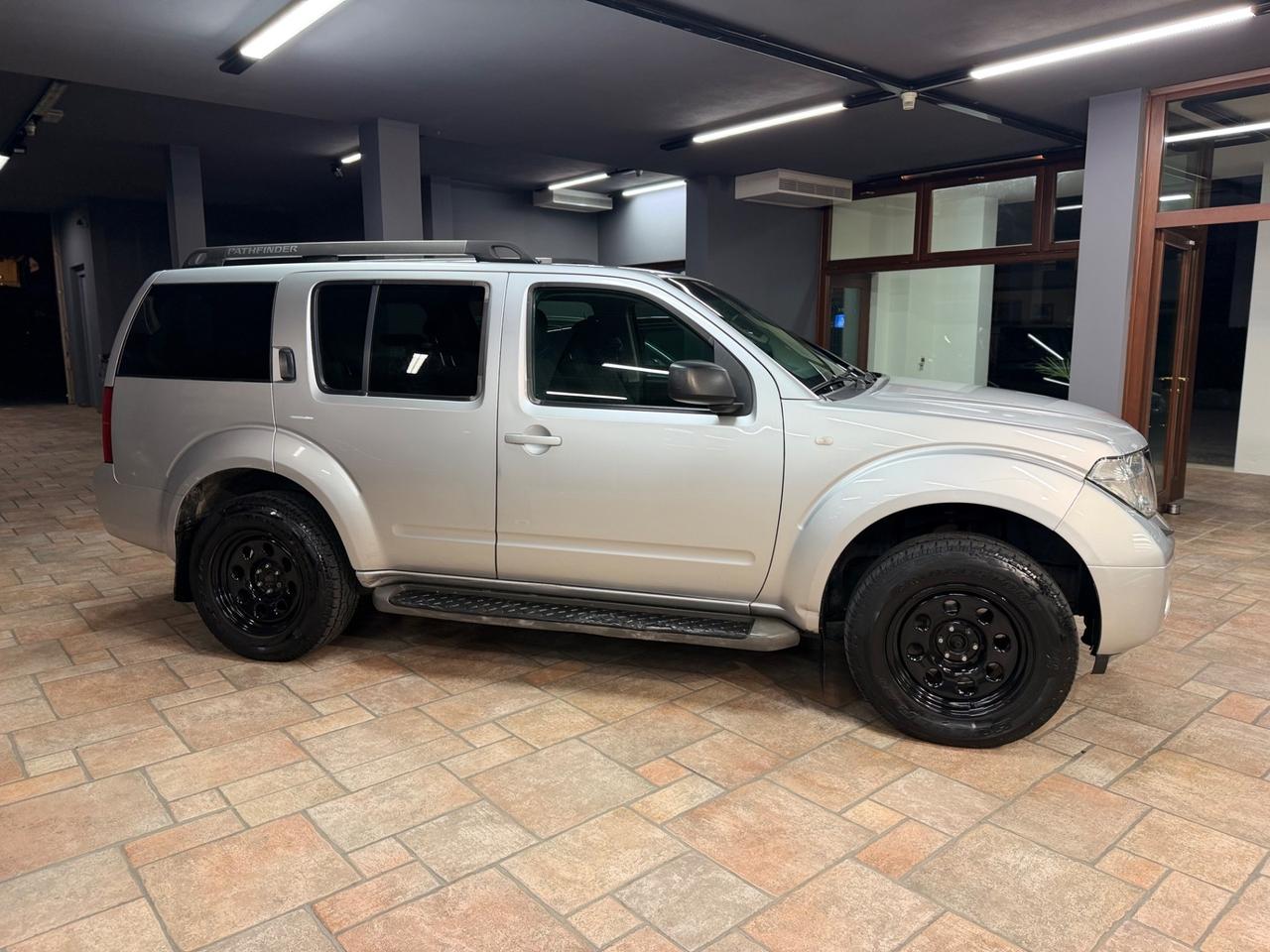 Nissan Pathfinder 2.5 dCi XE Plus