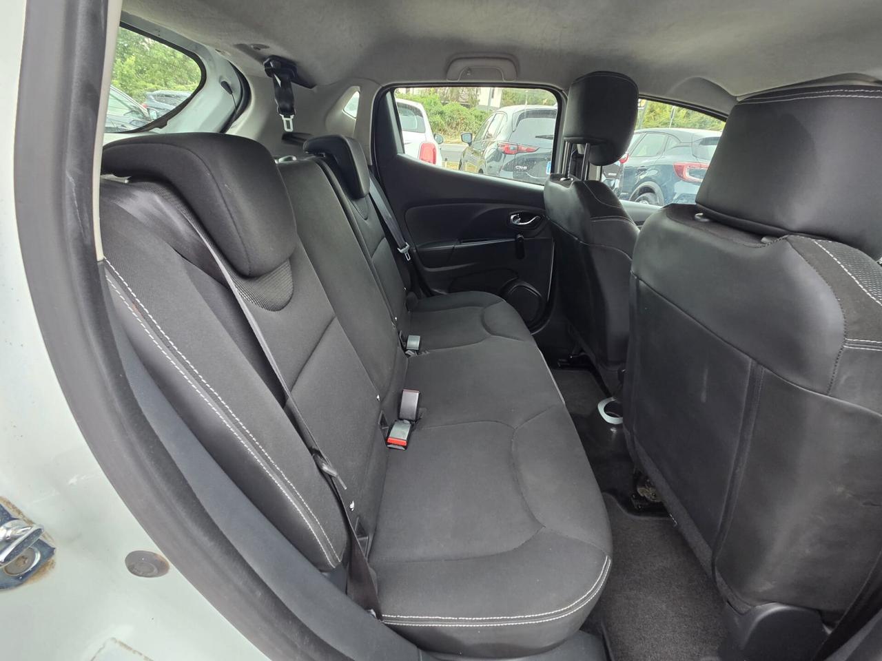 Renault Clio 1.2 75CV 5 porte Wave NEOPATENTATI