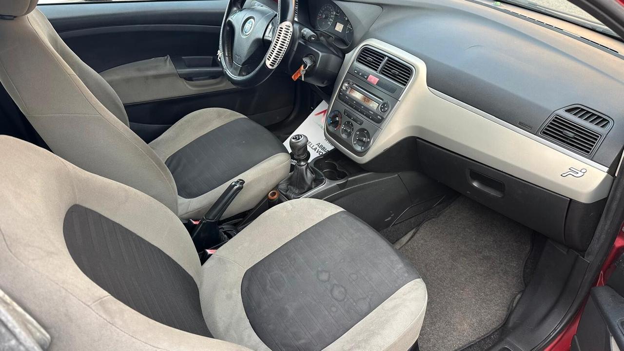 Fiat Grande Punto 1.4 3 porte Dynamic