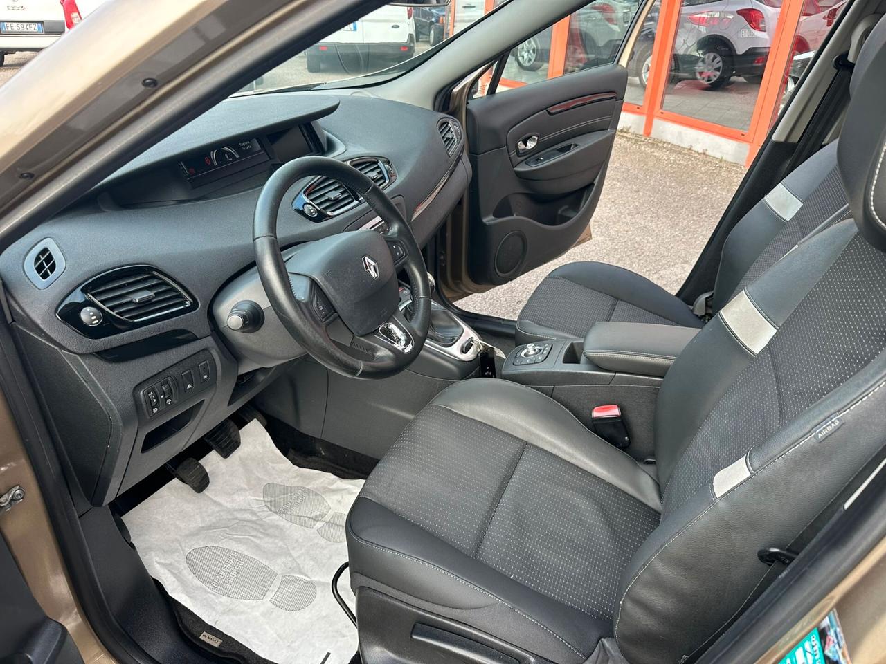 Renault Scenic Scénic XMod 1.5 dCi 110CV Energy 7POSTI