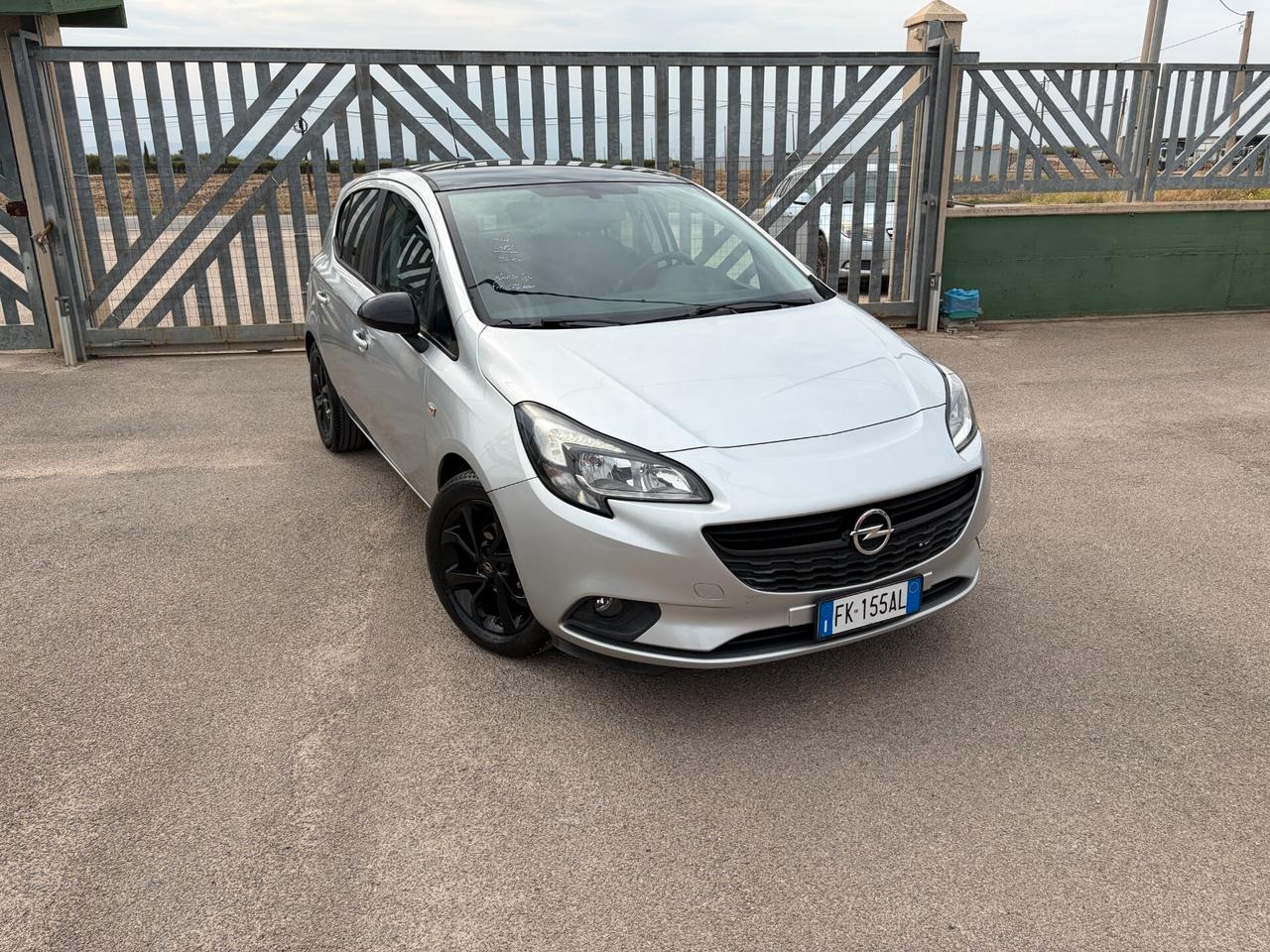 Opel Corsa 1.4 90CV GPL Tech 5 porte b-Color