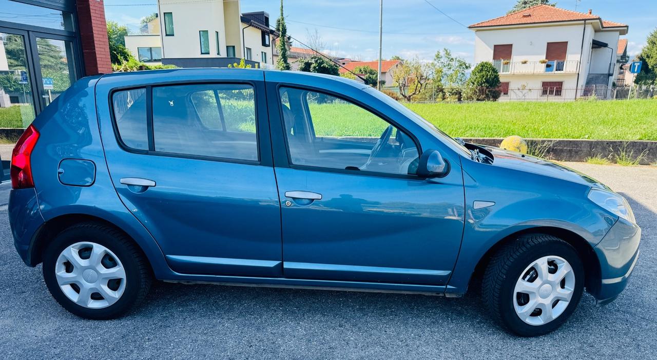 Dacia Sandero 1.4 8V GPL Lauréate