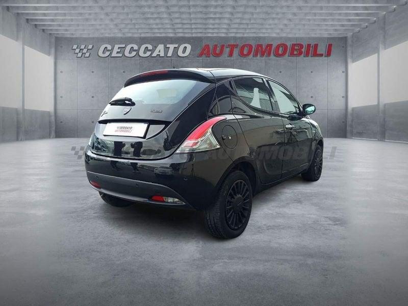 Lancia Ypsilon Ypsilon 1.0 firefly hybrid Silver s&s 70cv 5p.ti