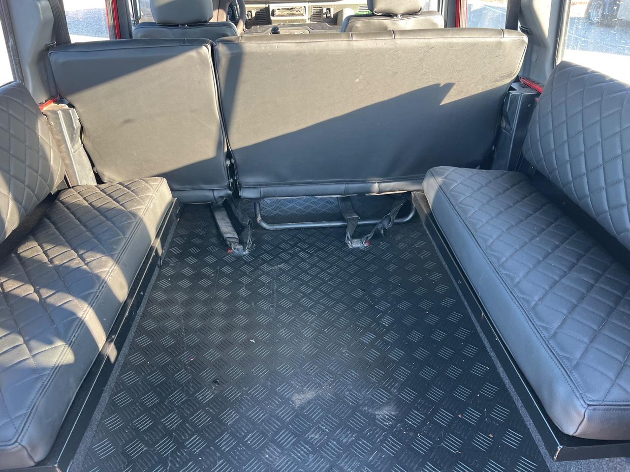 Land Rover Defender 110 2.5 Td5 Passo Lungo 9 posti