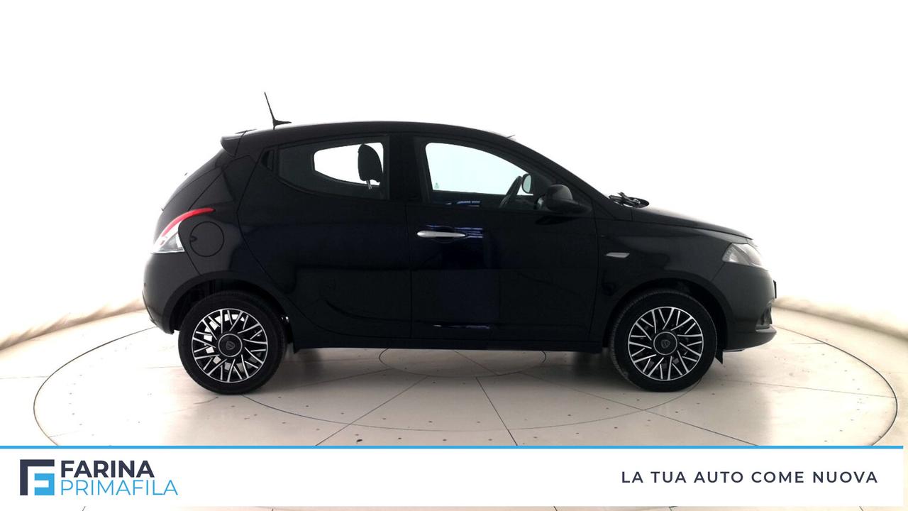 LANCIA Ypsilon III 2021 - Ypsilon 1.0 firefly hybrid Platino s&s 70cv