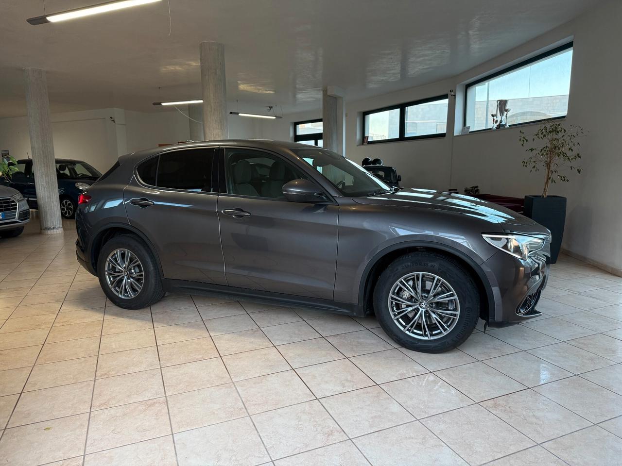 Alfa Romeo Stelvio 2.2 Turbodiesel 160 CV AT8 RWD Business