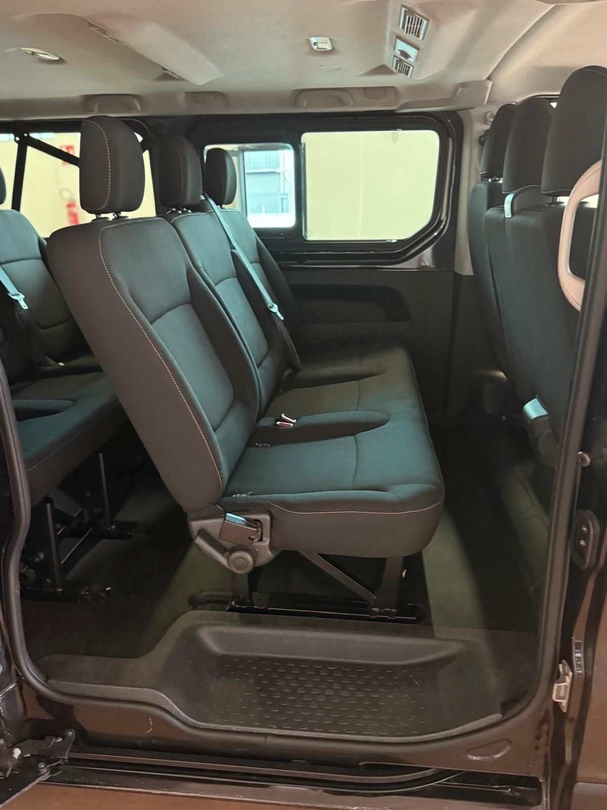Renault Trafic 9 POSTI 1.6 dCi 95CV prezzo ivato