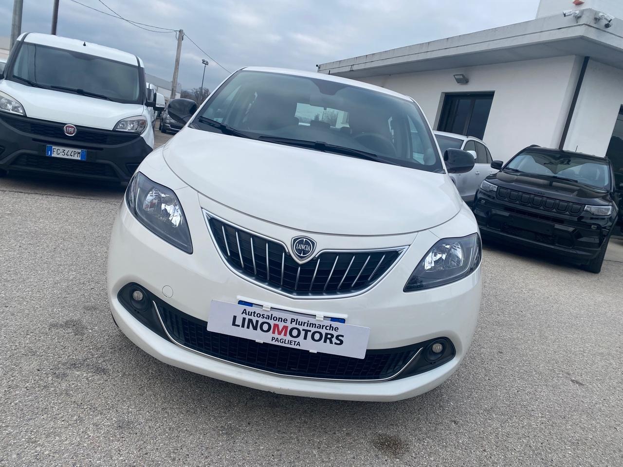 Lancia Ypsilon 1.0 FireFly 5 porte S&S Hybryd Gold