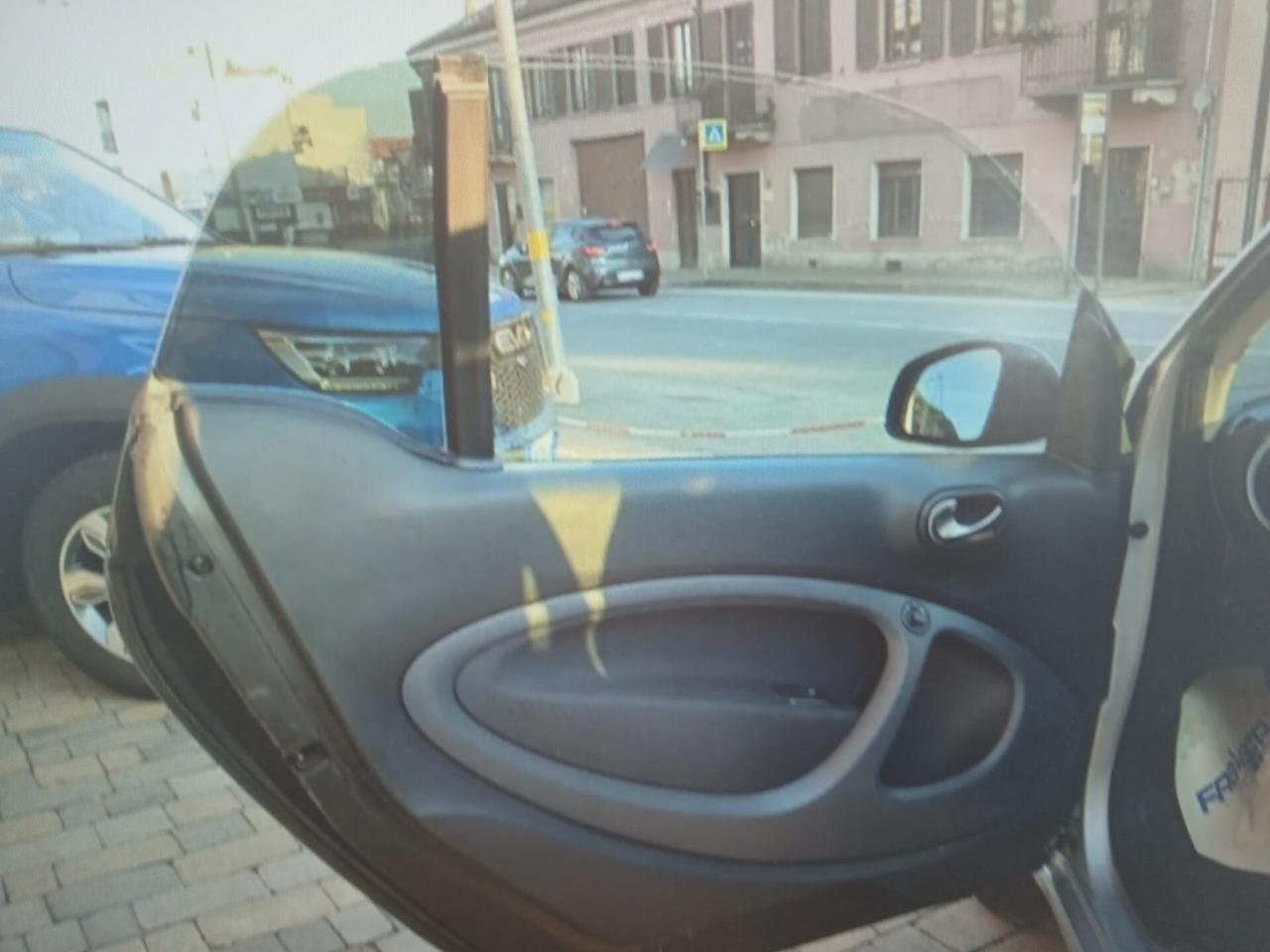 Smart ForTwo 70 1.0 Passion AUTOMATICA CON GARANZIA 12 MESI ESTENDIBILE FINO A 36 MESI!!!