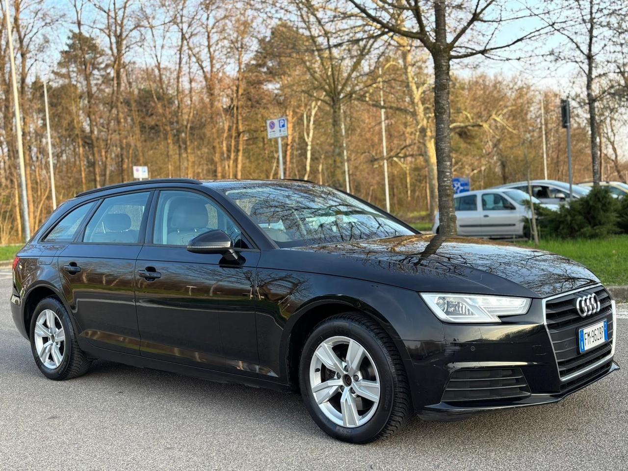 Audi A4 2.0 TDI 150 CV ultra S tronic