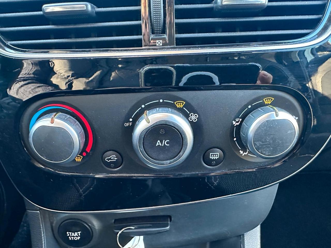 Renault Clio VAN dCi 8V 75 CV 5 porte Moschino Zen