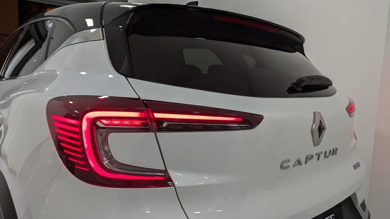 RENAULT CAPTUR FULL HYBRID OK NEOPATENTATI 2022