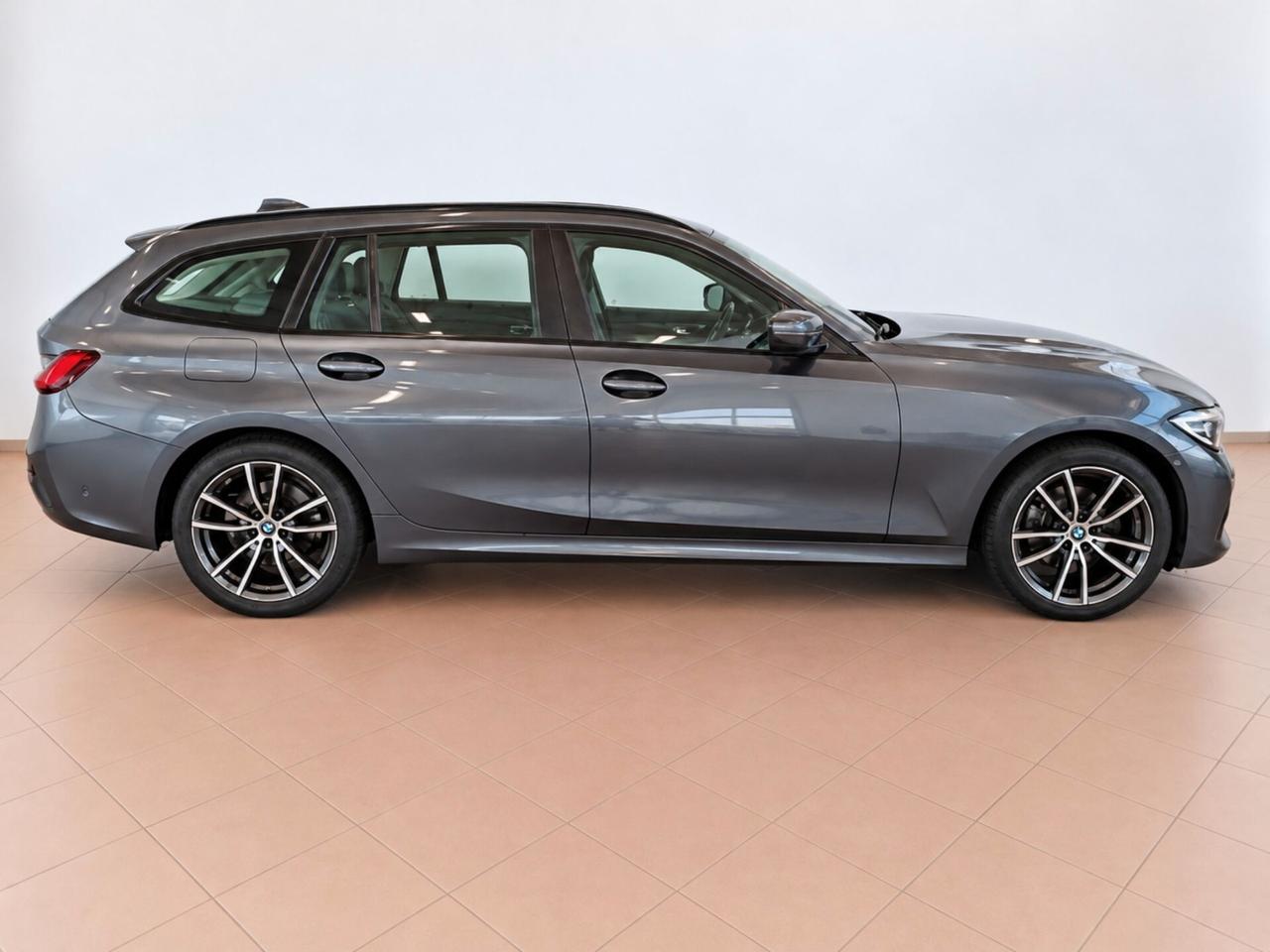 ---IN ARRIVO--- Bmw 318D 48V Touring Business Advantage