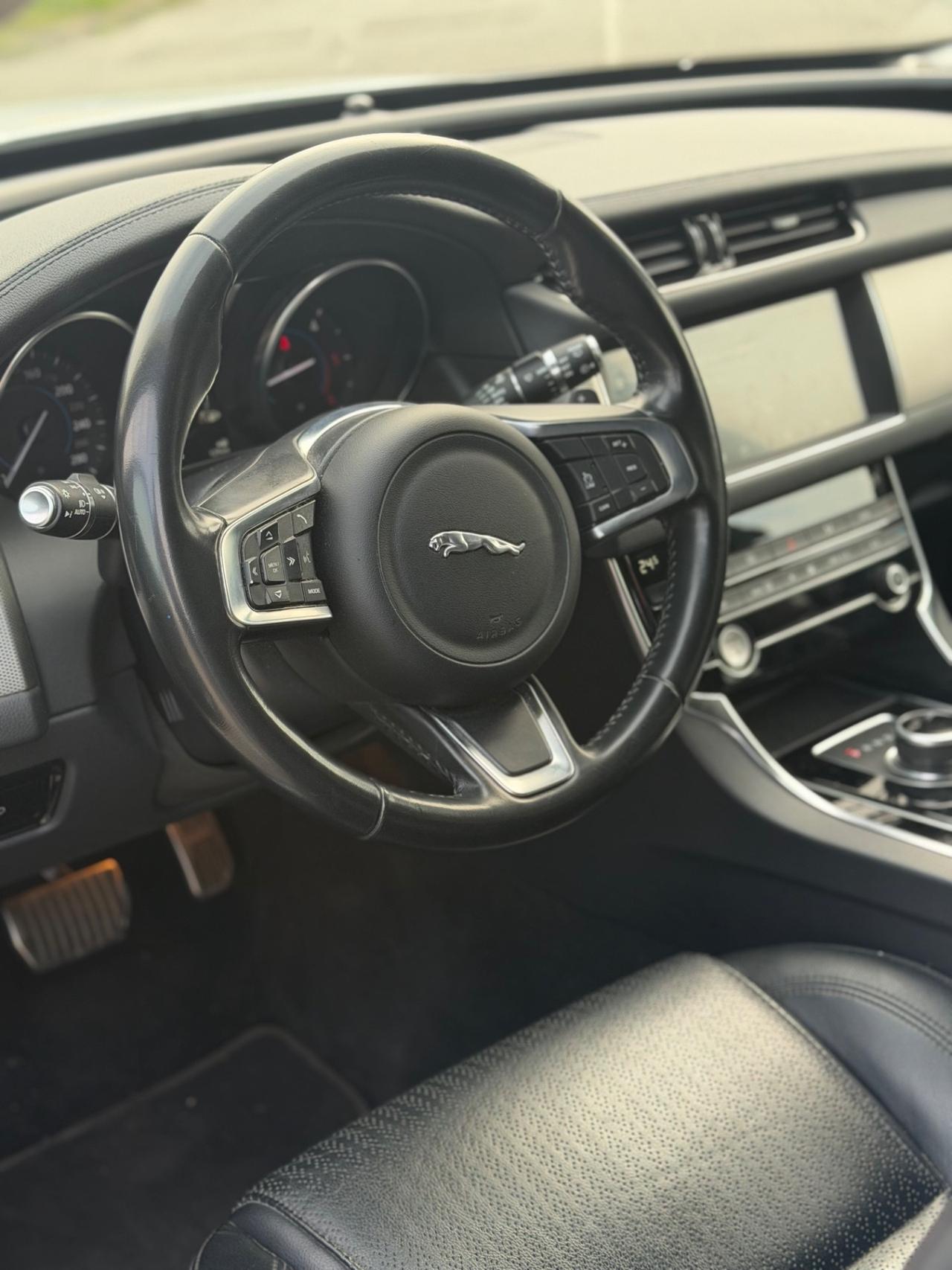 Jaguar XF Sportbrake 2.0D CAMBIO AUTOMATICO FULL