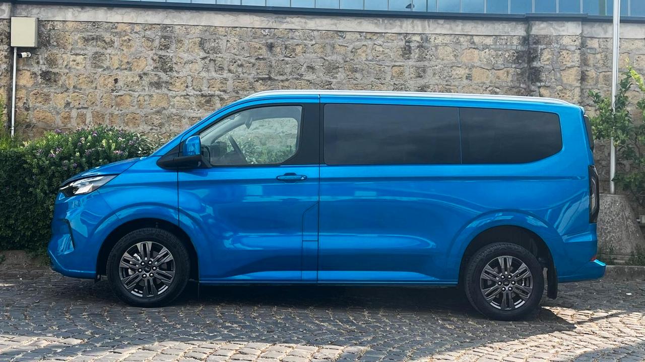 Ford Tourneo Custom Titanium Ecoblue 170cv 9posti