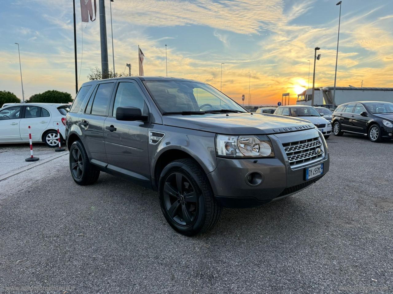 LAND ROVER Freelander 2.2 TD4 S.W. XS E. TD4