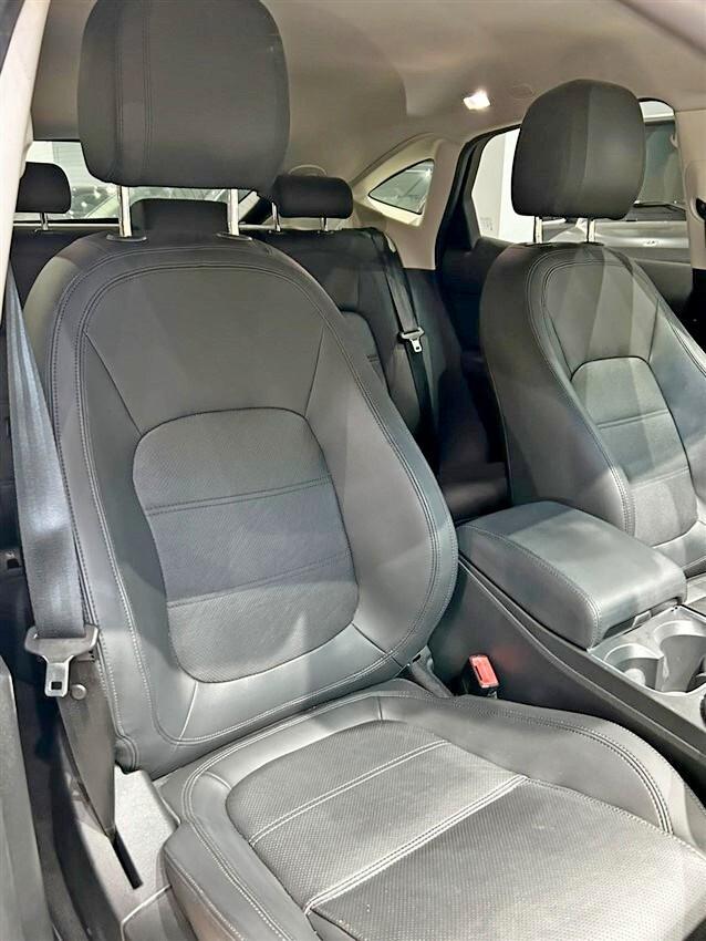 Jaguar E-Pace 2.0D I4 163 CV SE