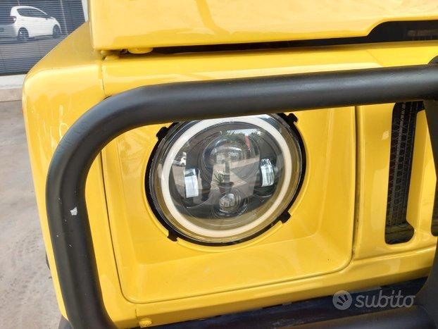 Suzuki Santana full led, servosterzo