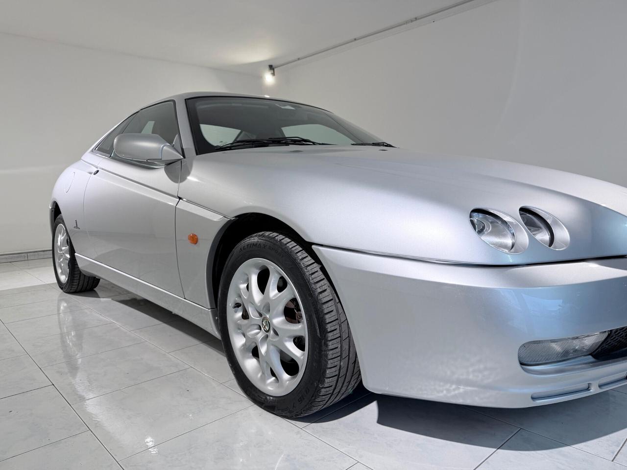 Alfa Romeo GTV 2.0i JTS PERMUTA