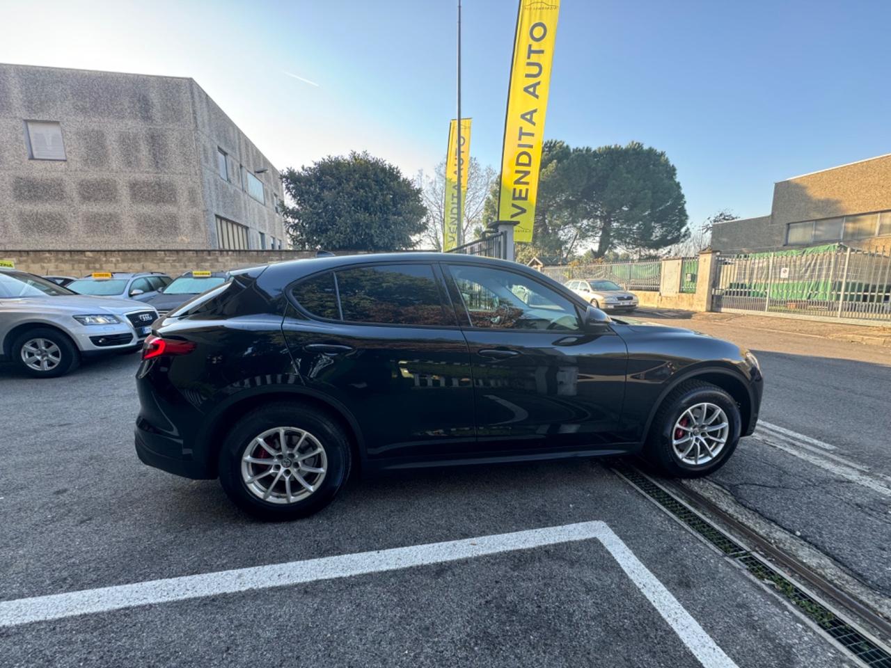 Alfa Romeo Stelvio 2.2 Turbodiesel 190 CV AT8 Q4 Business