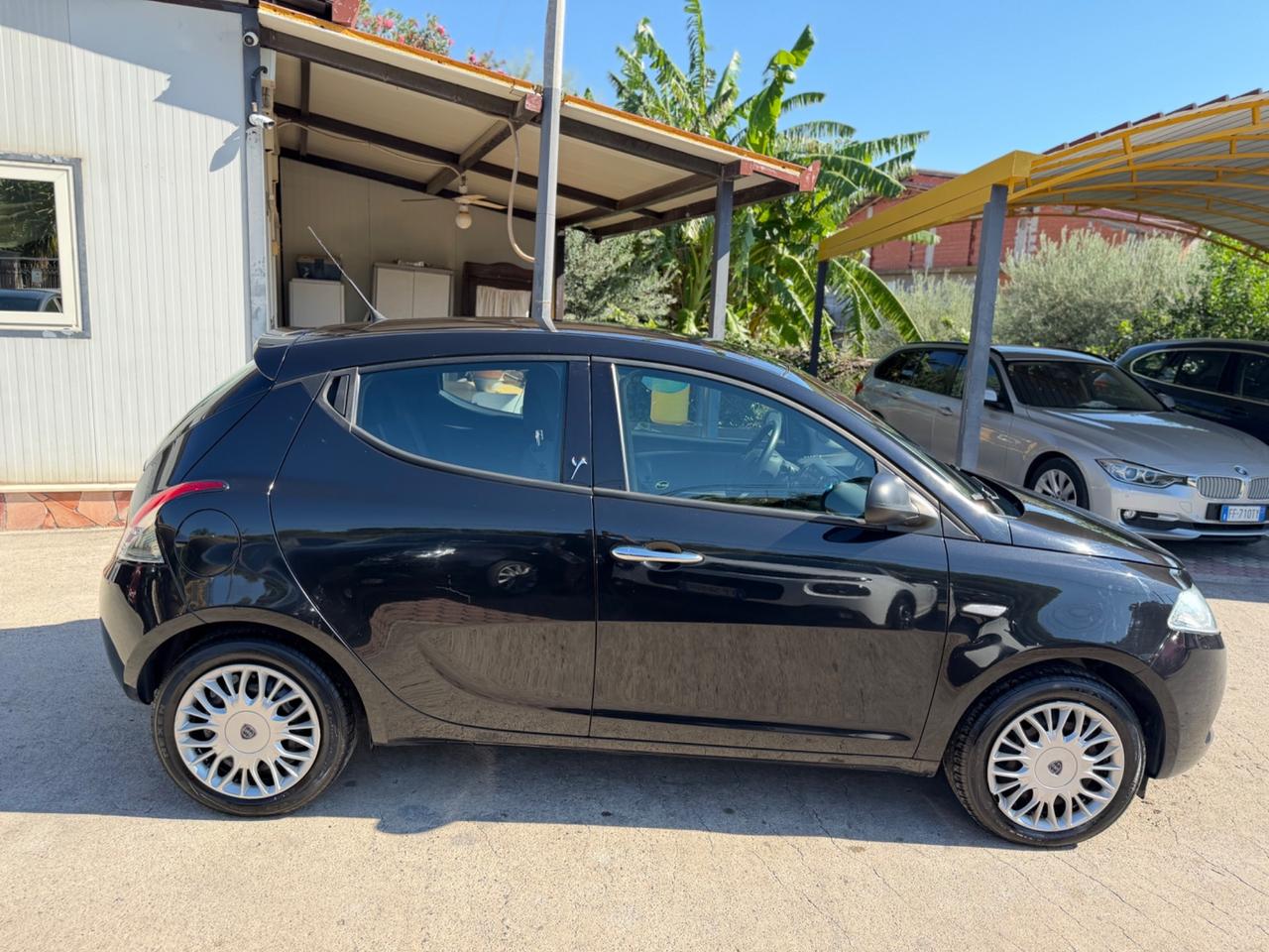 Lancia Ypsilon 1.2 69 CV 5 porte GPL Km Certificati