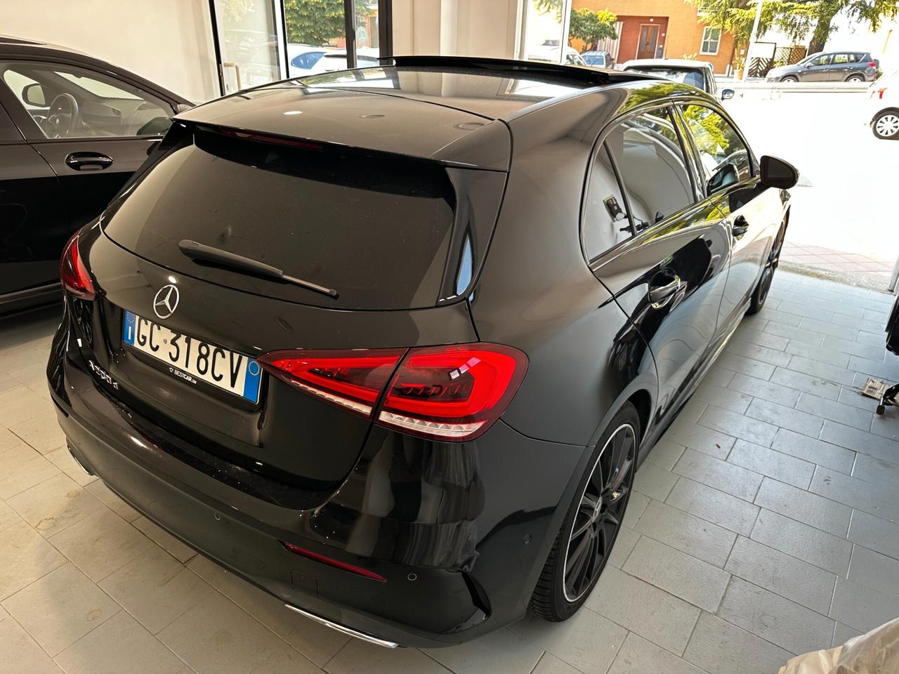 Mercedes-benz A 200 d AMG Premium / TETTO PANORAMA / R19 / TELECAM.