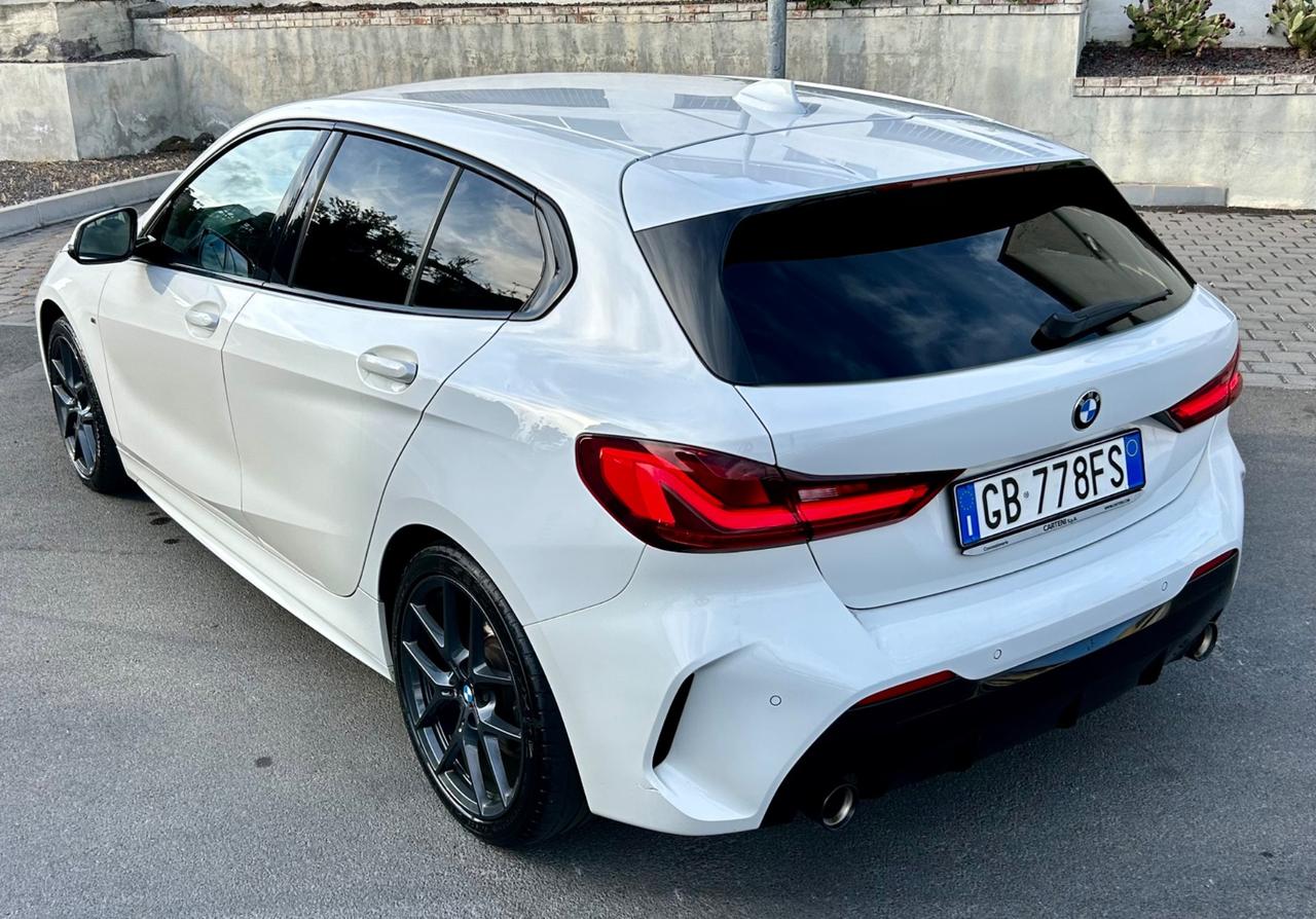 Bmw 118 118d 5p. Msport
