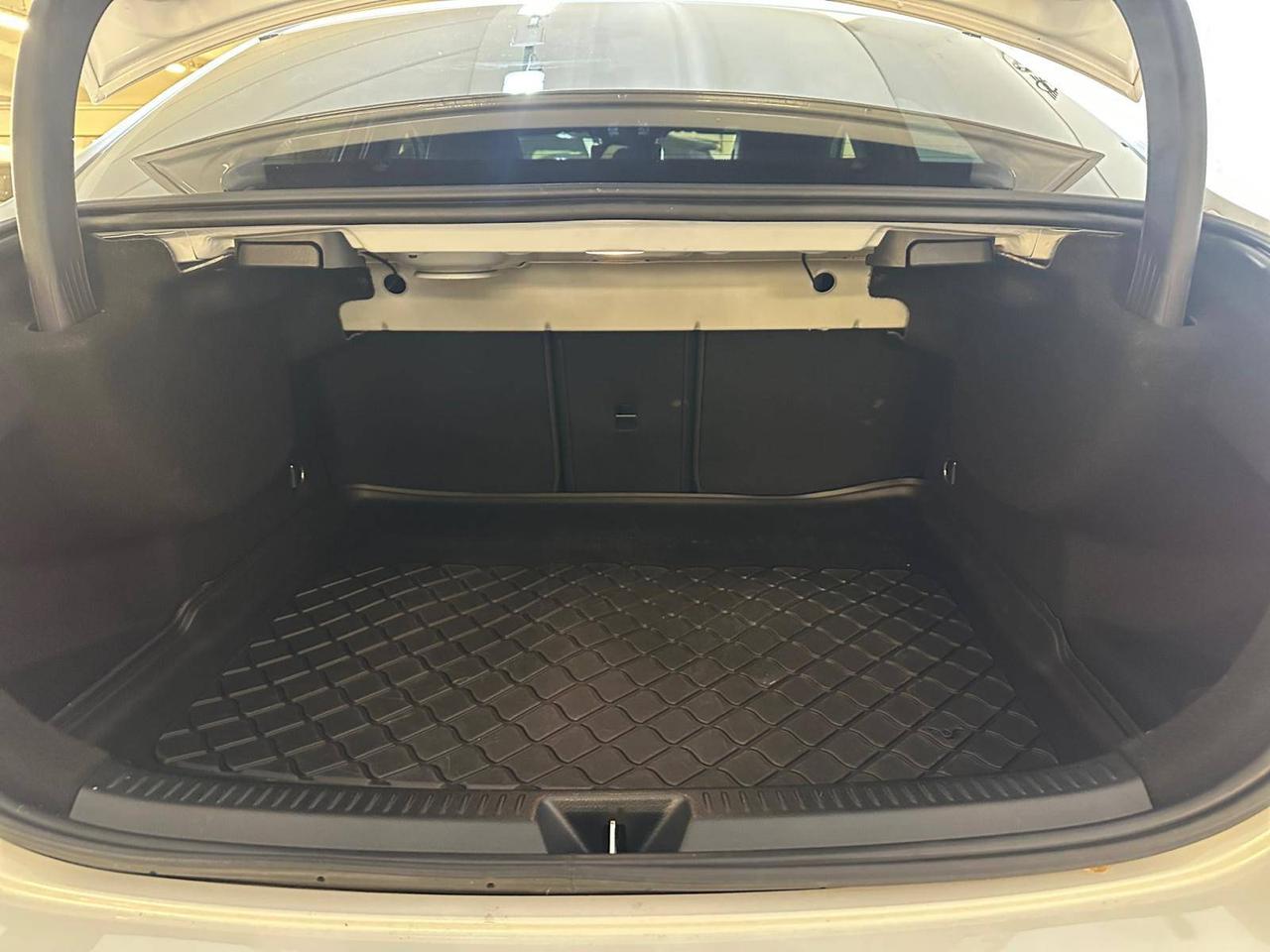 Mercedes Classe A A 180 d AMG Line Premium