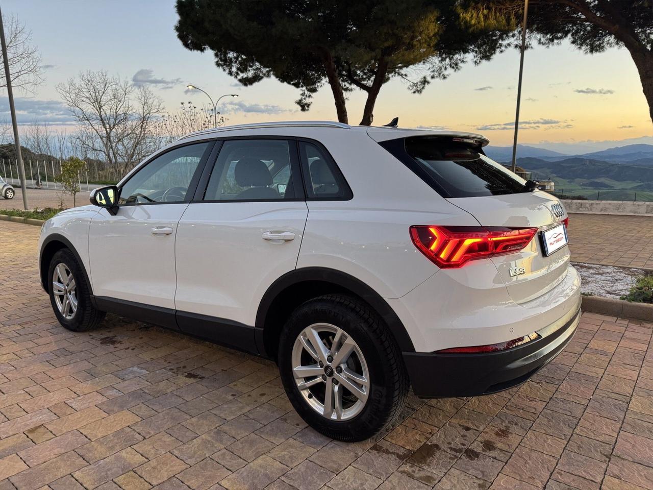 Audi Q3 35 TDI S tronic 2023