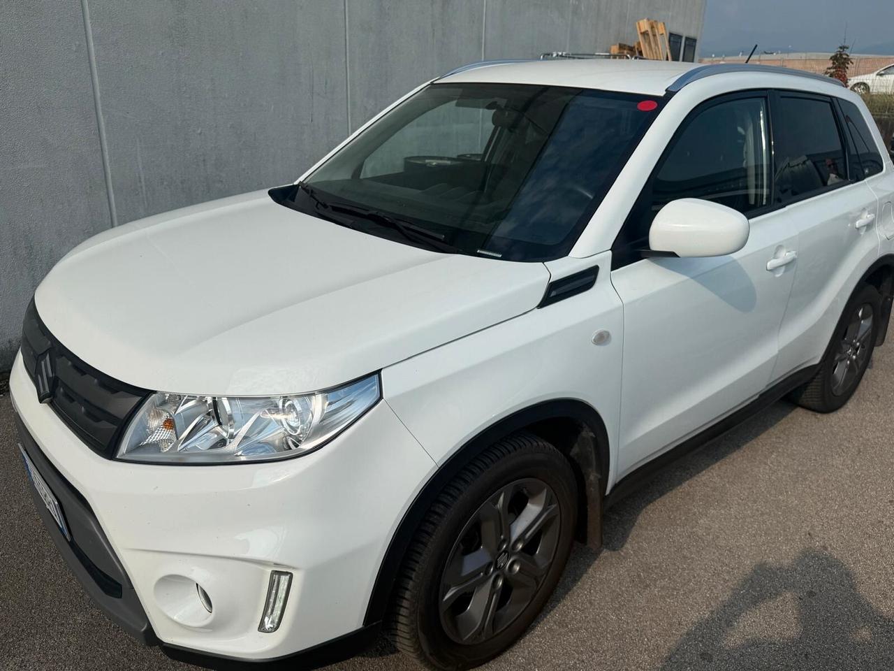 Suzuki Vitara 1.6 DDiS V-Top solo 99000km