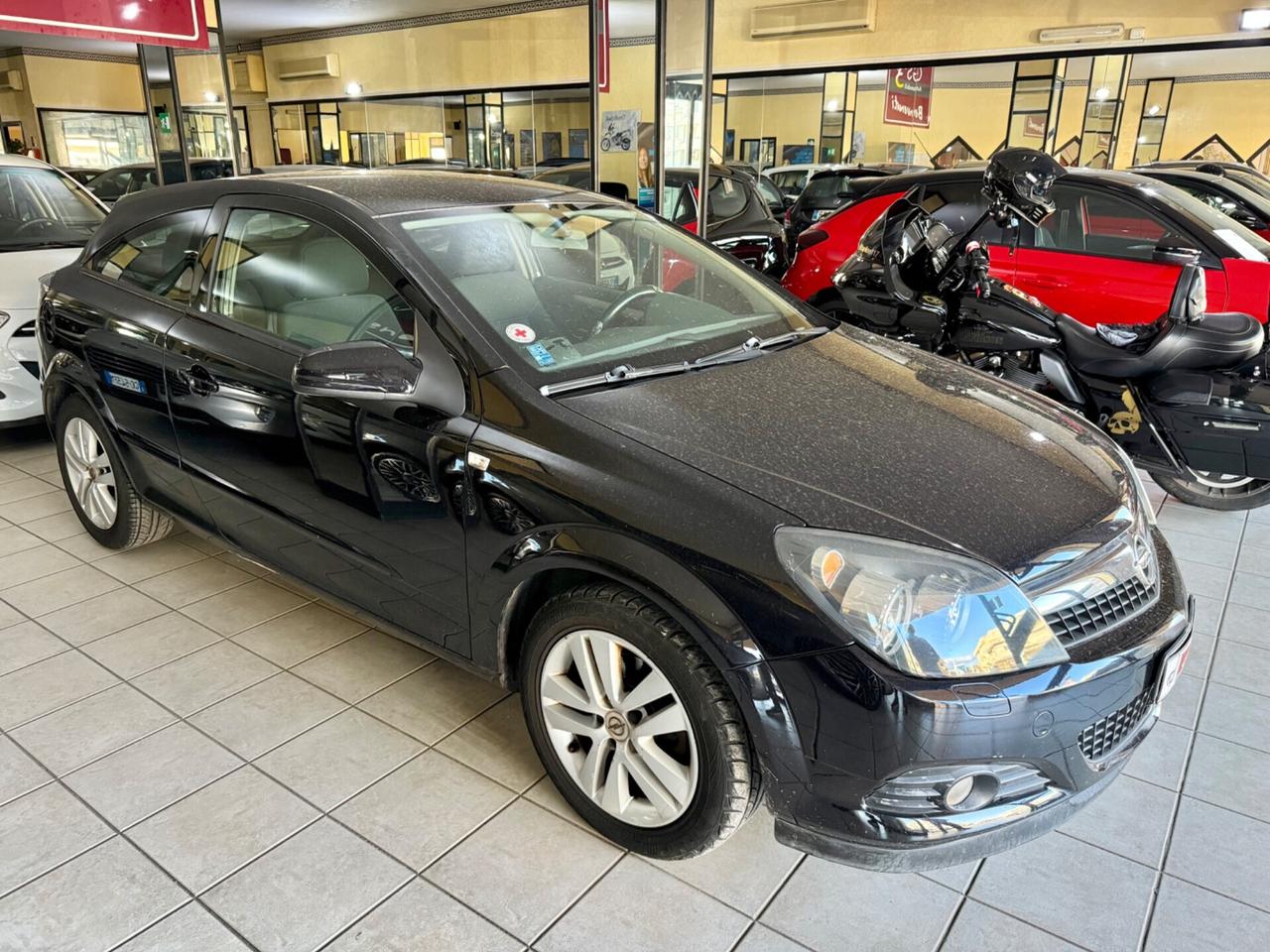 Opel Astra GTC 1.3 CDTI 3 porte Enjoy