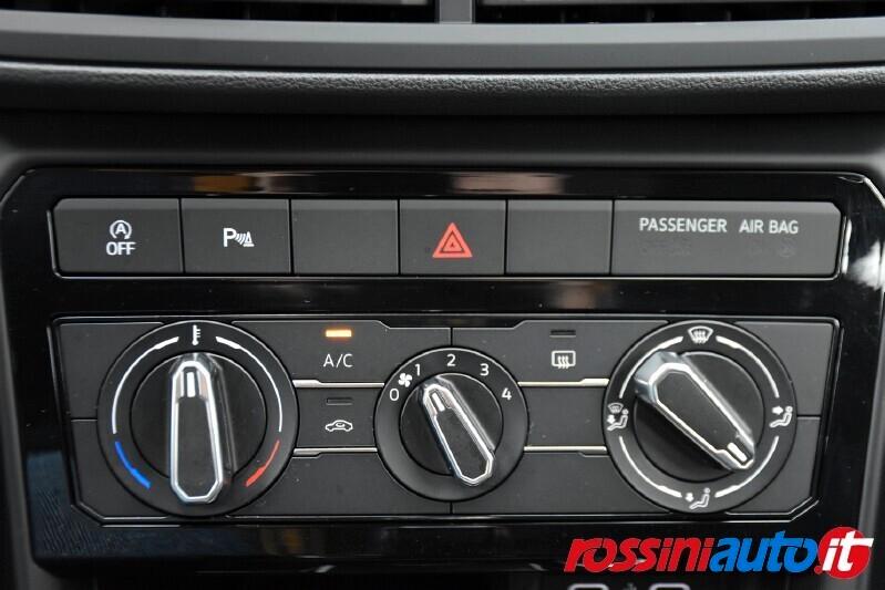 VOLKSWAGEN T-CROSS 1.0 TSI 110 CV DSG STYLE + TECH PACK REARVIEW