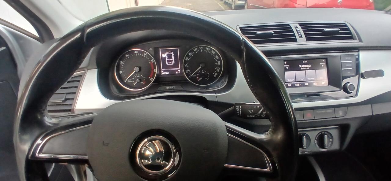 Neopatentati Skoda Fabia 1000 benzina