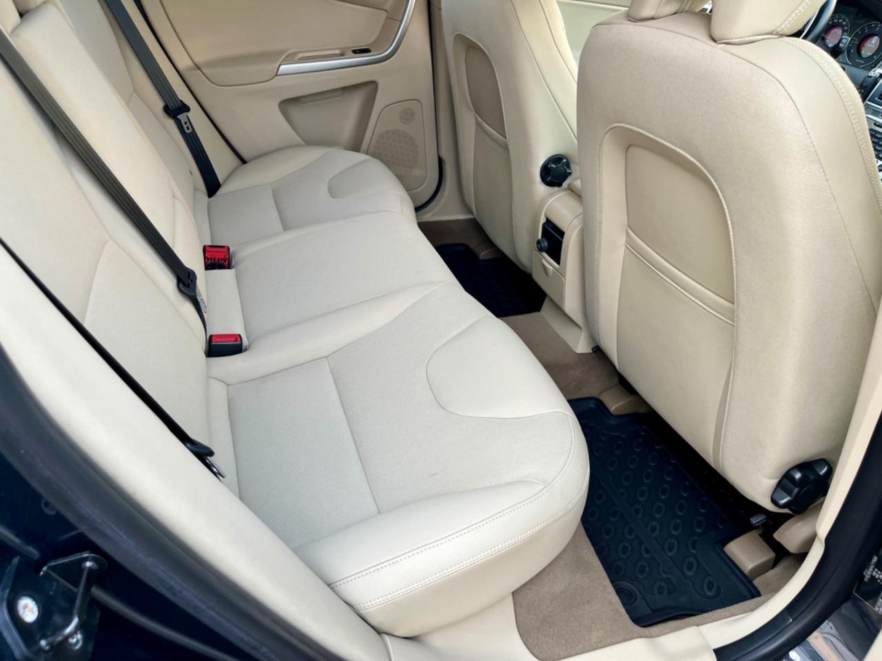 Volvo XC60 2.4d 2010 165.000km 4x4 perfetta