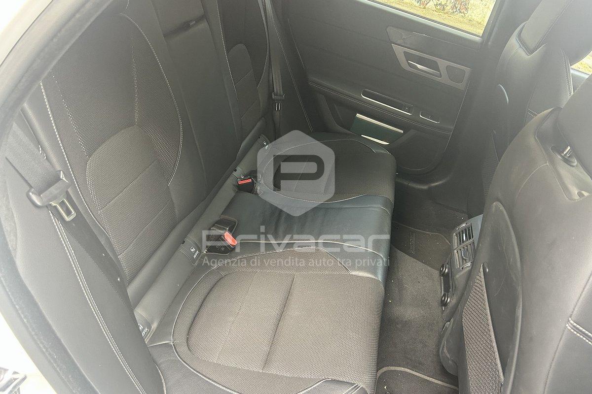 JAGUAR XF Sportbrake 2.0 D 180 CV aut. R-Sport