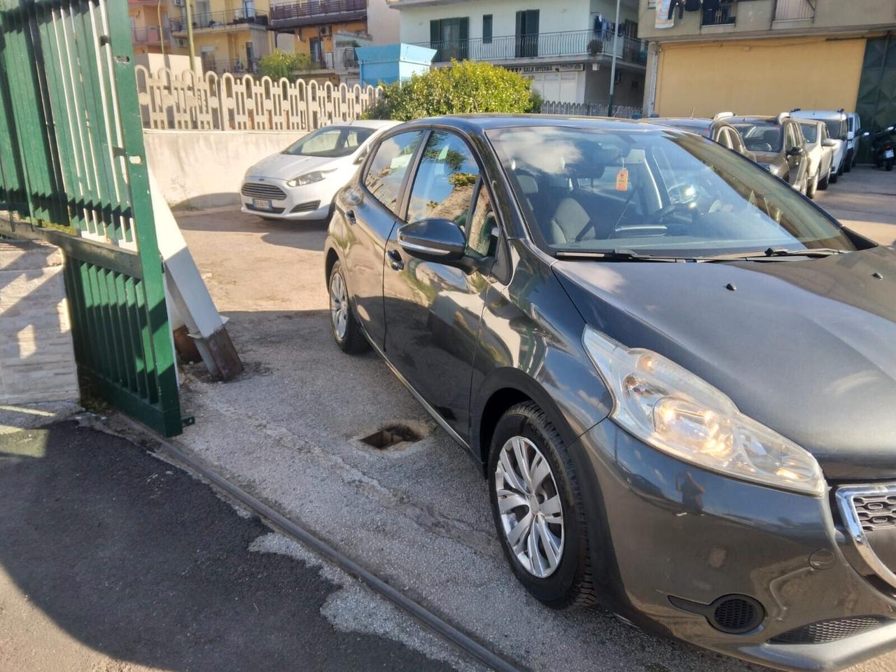 Peugeot 208 1.4 HDi 2015